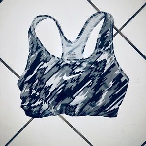 Sports bra